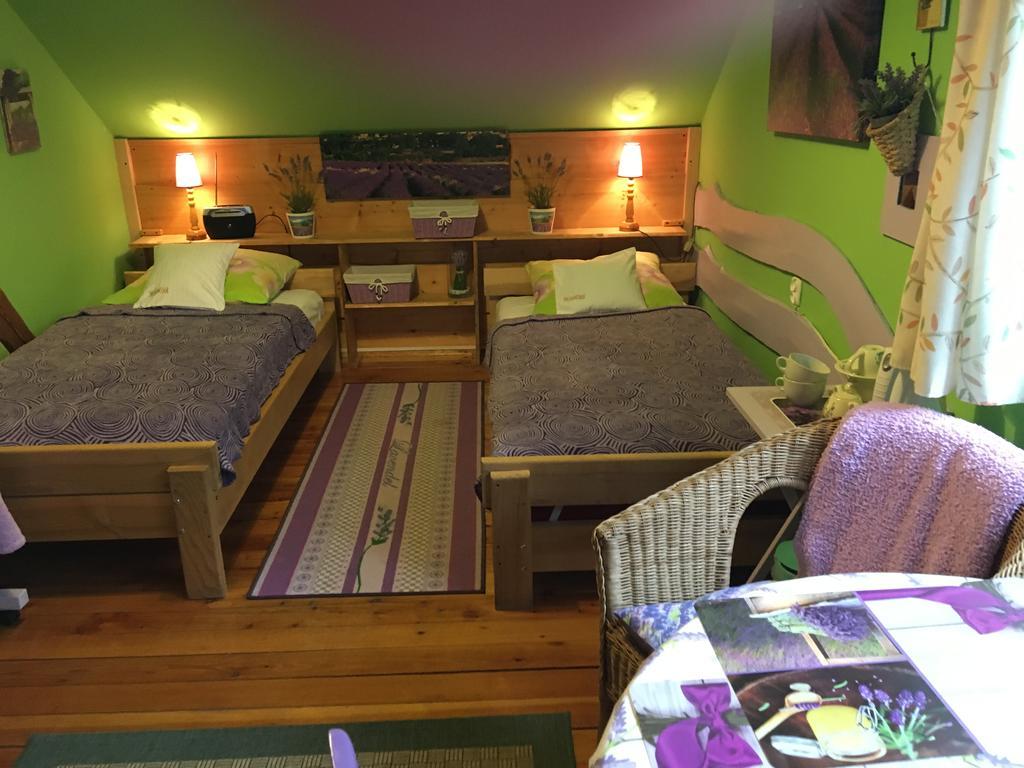 Ranczo Frodyma Bed & Breakfast สโตรเนีย ชล็องสเกีย ภายนอก รูปภาพ