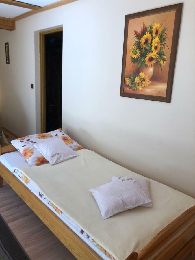 Ranczo Frodyma Bed & Breakfast สโตรเนีย ชล็องสเกีย ภายนอก รูปภาพ